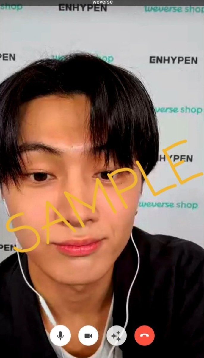 LechugoPH's tweet photo. A guide to Fansign Slot purchase

- We hope these infos help everyone who are curious how fansign slot works ~

1. There are 2 type of fansigns ( Video Call &amp; Offline )

a. Video Call: From the term itself meaning you will be able to have a video call with the artist + https://t.co/KLtCZKOuV4