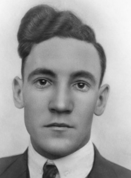 SgtFlanaganLAPD's tweet photo. In Memoriam. On today's date in 1922, Officer Vernon Dinsmore made the ultimate sacrifice for the Community when he was shot and killed by a thief stealing milk bottles. #RIP #hereo #InTheLineOfDuty https://t.co/RqoGFvjzjE