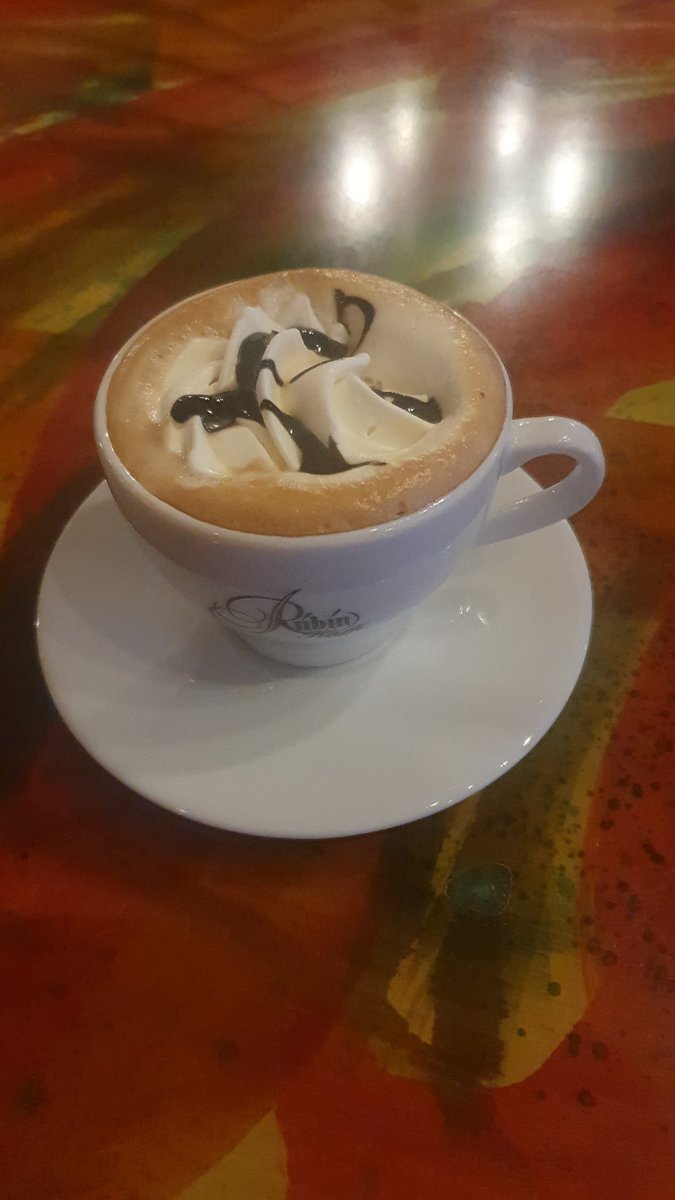 Stutt stopp á Akureyri! Styttist óðum 😁 #utis2021 #menntaspjall