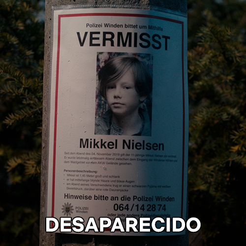 NetflixBrasil's tweet photo. Há 2 anos Mikkel desaparecia nas cavernas de Winden. https://t.co/nmKRVJIaAy
