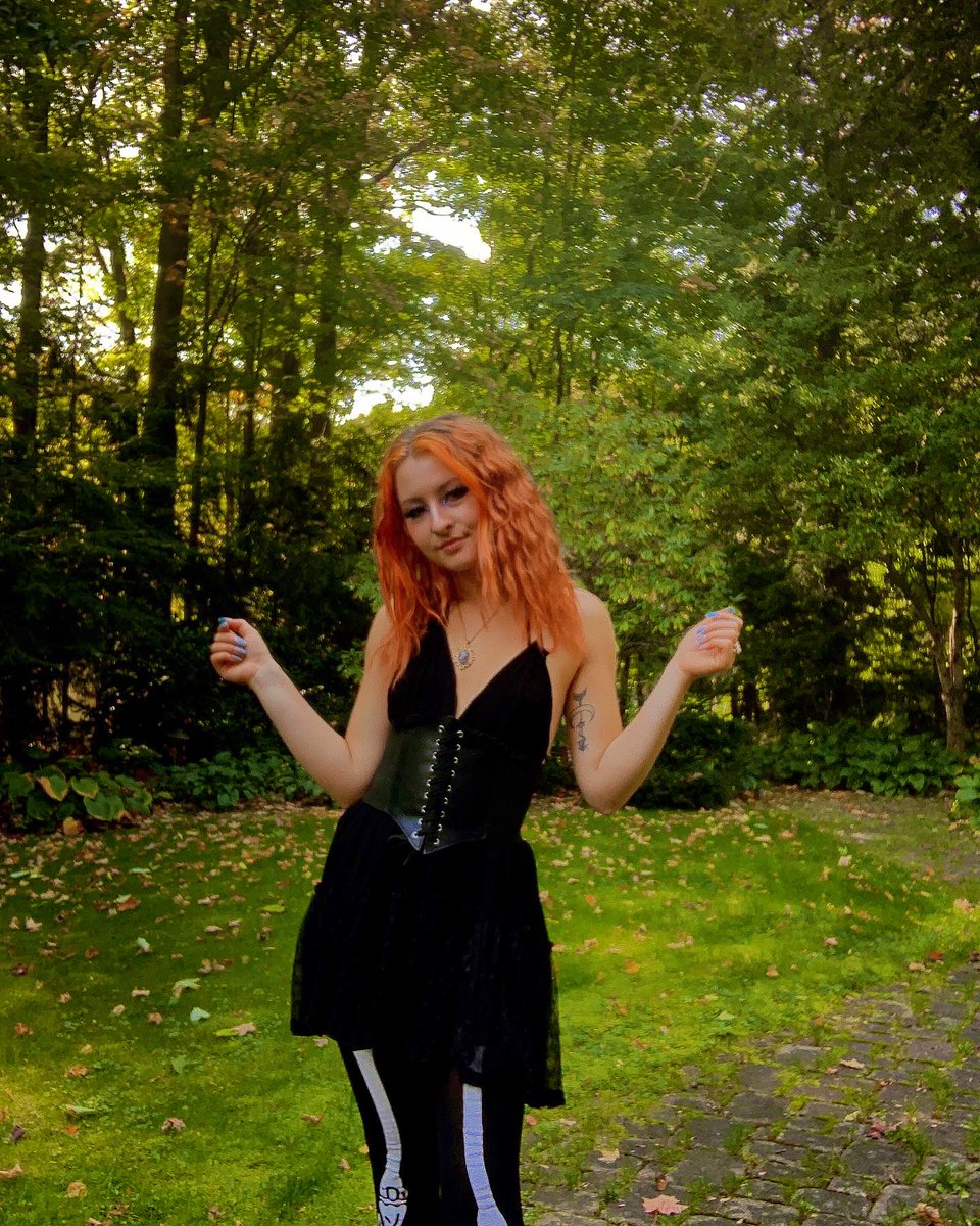kkkkateee's tweet photo. I suppose I should quit gatekeeping my hair from Twitter :) say hi to ur fav pumpkin head https://t.co/bJYZPG2liX