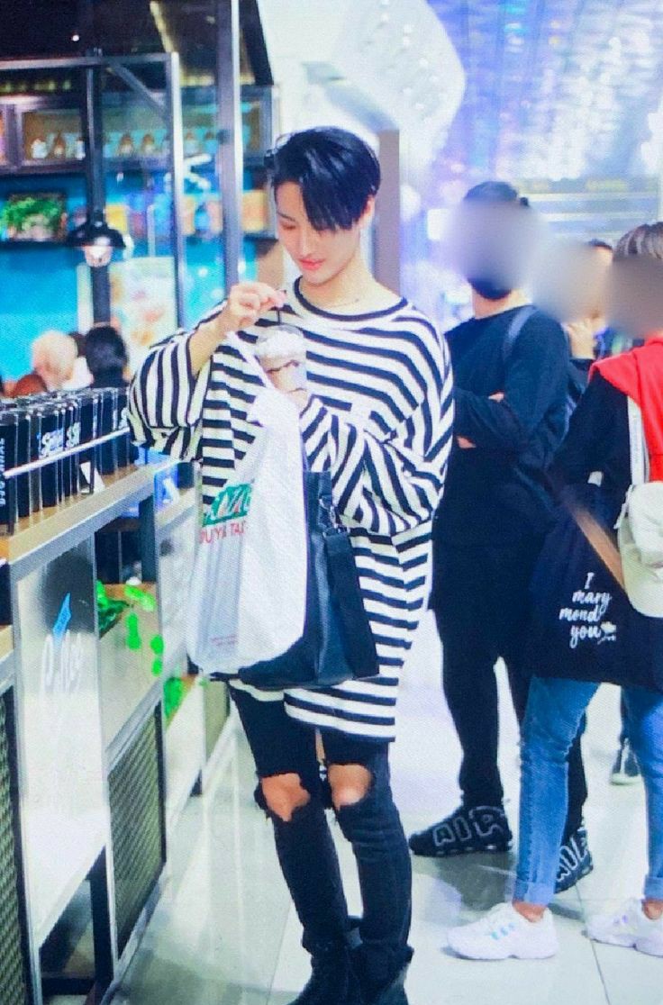 Seonghwa_Daily's tweet photo. Day 2 ♡

Vote on site - https://t.co/NZ0jdSxDBg

ATEEZ BEST PERFORMER 

#MAMAVOTE #ateez #에이티즈 @ATEEZofficial https://t.co/RsrTKVXm4x
