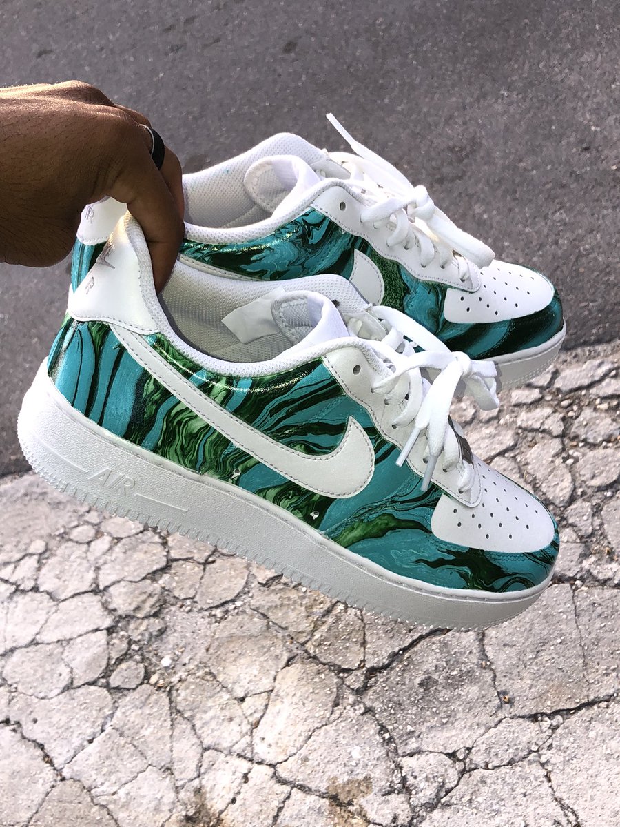 HydroGraphicsL1's tweet photo. “Globetrotters” affectionately called by our team members these hydro dipped Airforce 1’s are vibrant and ready for the street #art #Hydrodip #HydroGraphics https://t.co/NtqNCnHLuR
