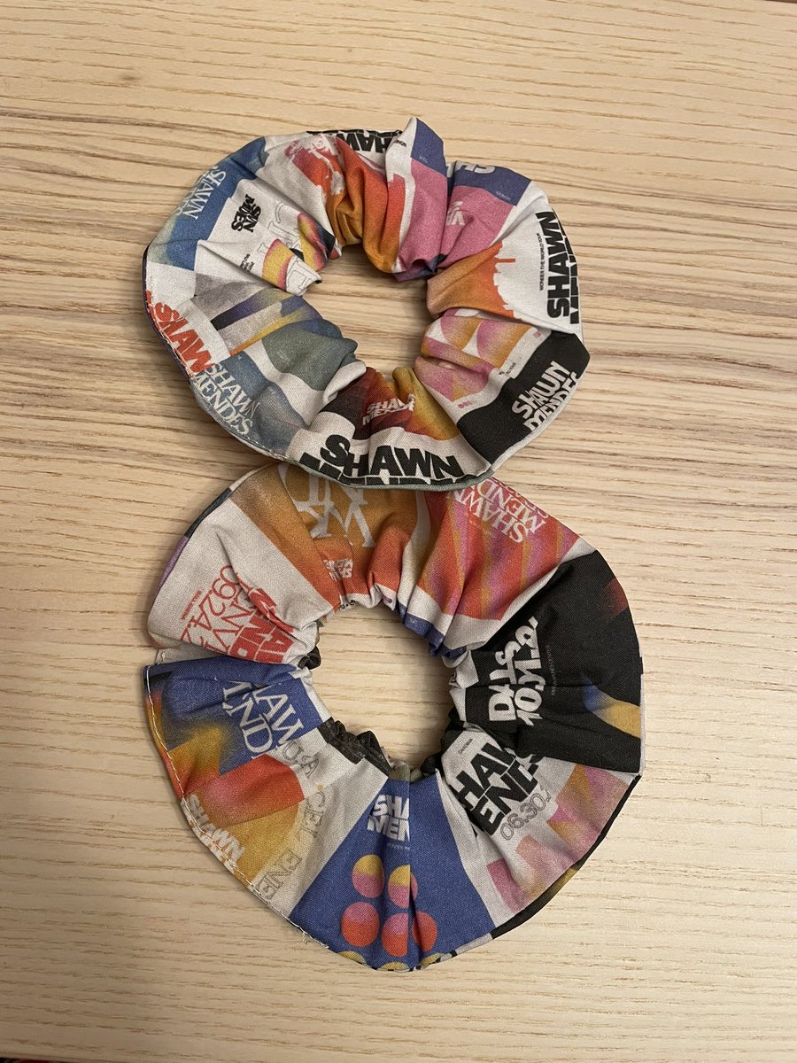 AH they are here and they’re beautiful!!! let the tour fit planning begin:) THANK YOU! @signofalling <a href="/ScrunchieOnTour/">Scrunchies On Tour</a>