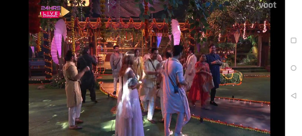 BiggBoss_LiveFeed tweet media