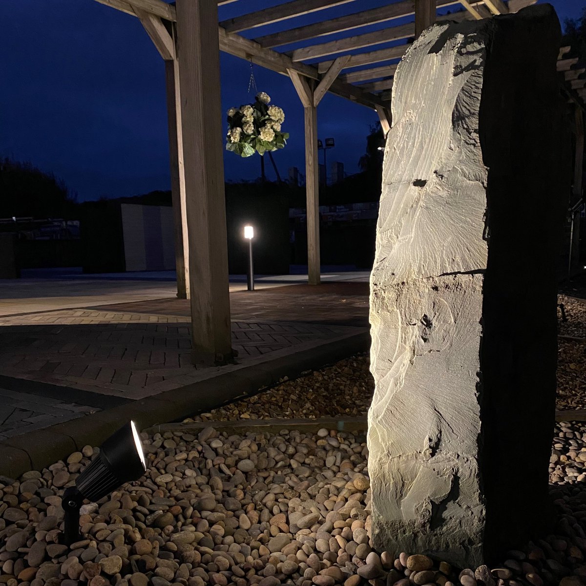 Forward Builders'​ Supplies Ltd tweet media