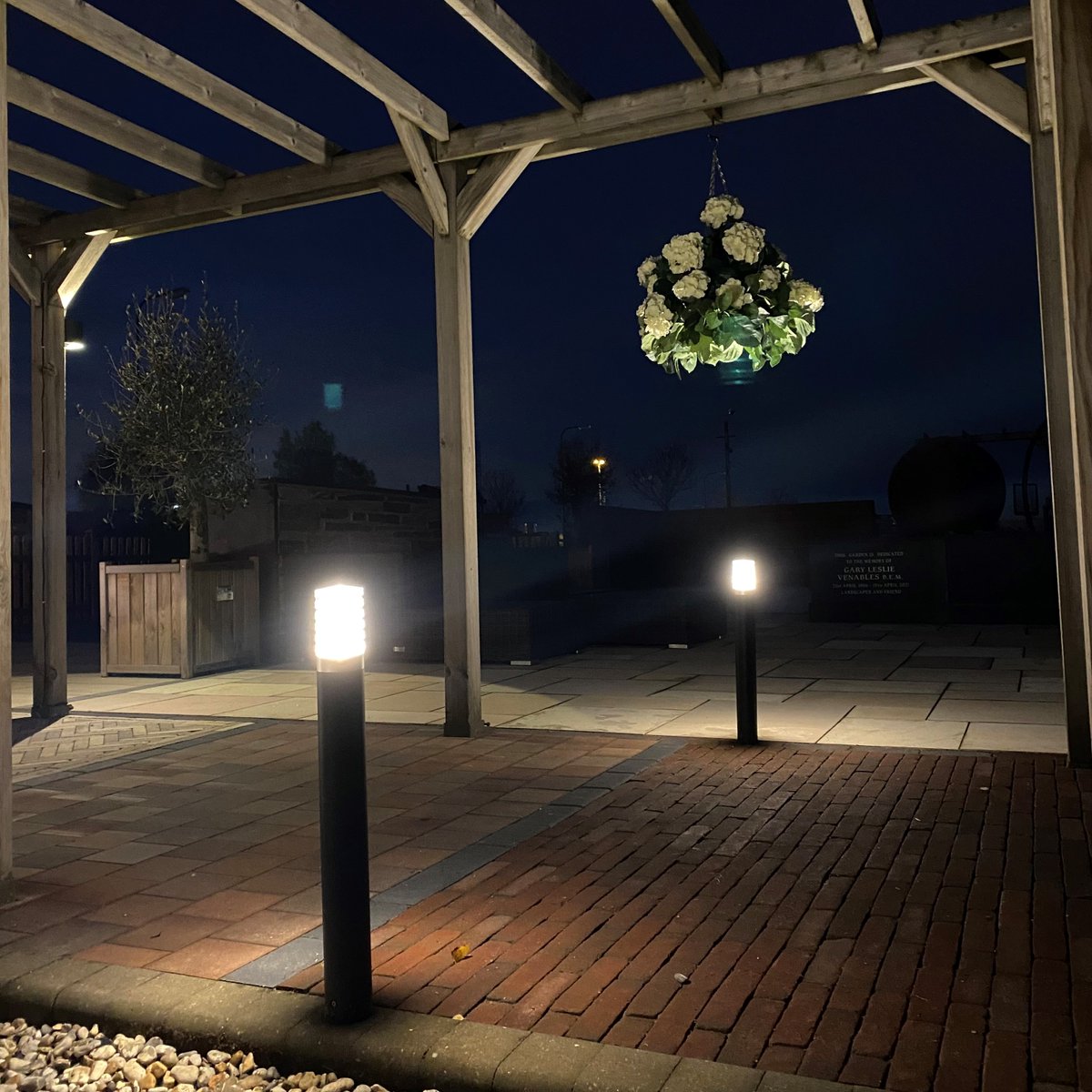 Forward Builders'​ Supplies Ltd tweet media