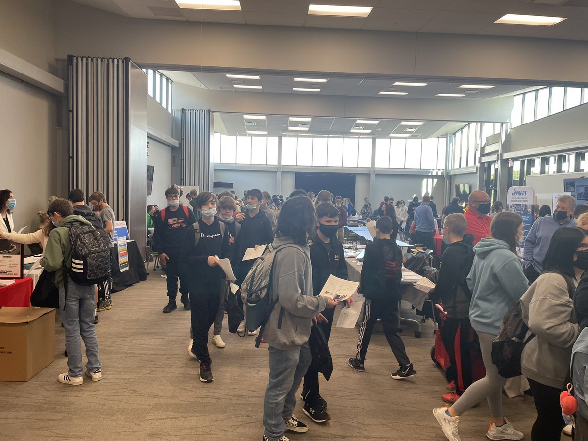 The <a href="/ComponentRepair/">CRT</a> team is excited to take part in the Mentor Schools career expo- talking career pathways and opportunities and even inspecting some aerospace components 😉<a href="/mentorschools/">Mentor Schools</a> <a href="/MentorHigh/">Mentor High School</a>