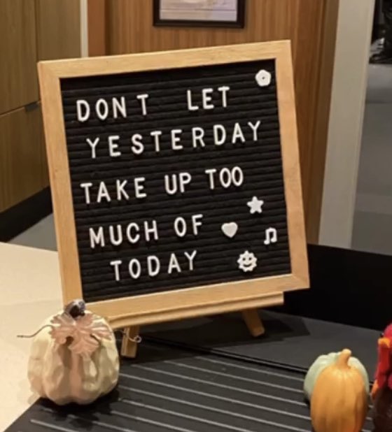 August at the Bank tweet media