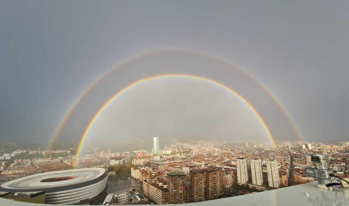 txutxi's tweet photo. @AthleticClub 🌈Donde nace el Arco Iris ... https://t.co/Ie3MpnheUF