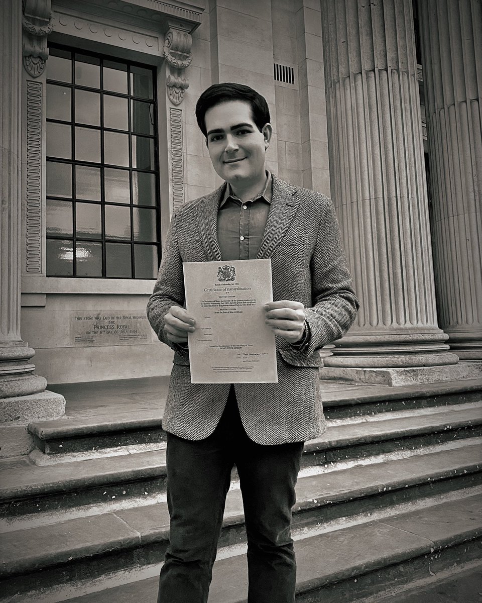 Brian Zeilinger tweet media