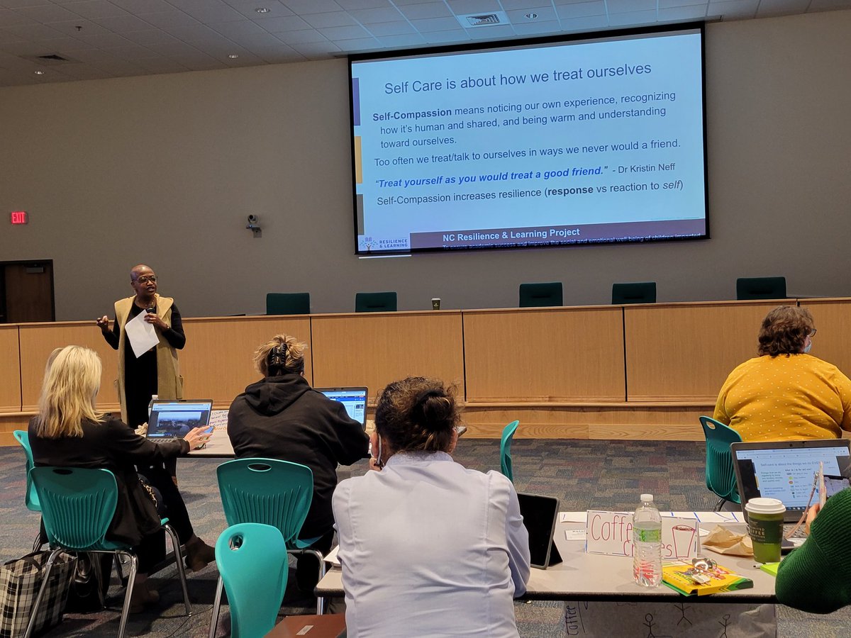 LeadingEDge4U's tweet photo. Feeling inspired and lucky to be with the #RTLN teacher leaders this morning in Southeastern NC. @theNCForum @spencercsquared @A_Kazouh @ElizDeKontyNC @DudleyFloodCtr #resilienceandlearning https://t.co/CgEBGkwNDD