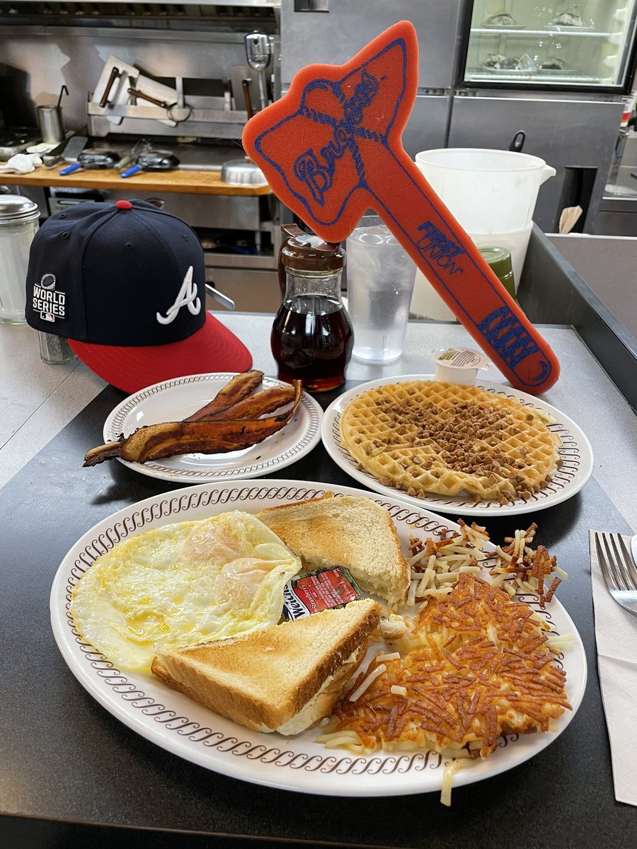 GAFollowers's tweet photo. BREAKFAST OF CHAMPIONS

📸 @ByMikeWilson https://t.co/Lk0nuuUCNJ