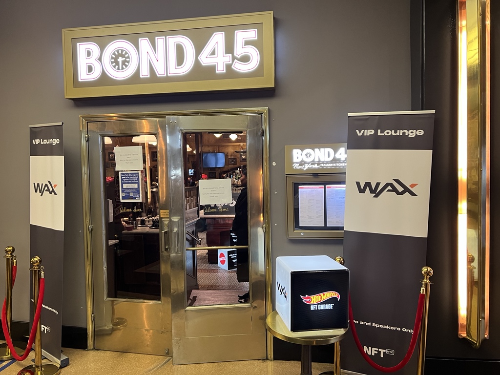 NFT_NYC's tweet image. #NFTNYC2021 VIP and VIP Speaker’s be sure to stop by the buffet in Bond 45 sponsored by @WAX_io until 3pm today