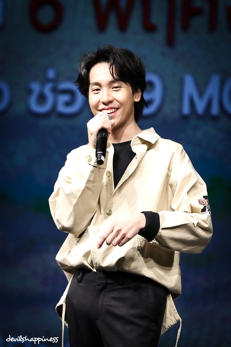 devilshappiness's tweet photo. ขอบคุณน้องร๊ากกก ที่ถ่ายเซ็ทนี้มาให้ 😘
@earthcharudech
 
#earthcharudech 
#EarthJaru
#แถลงข่าวหนังสือรุ่น https://t.co/vQBlBK7LCu