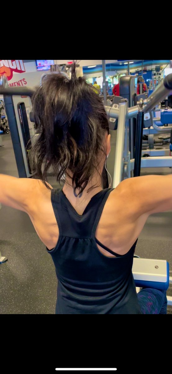 runningawry's tweet image. My sister made me do it 😜💪🏼 #getitgetit