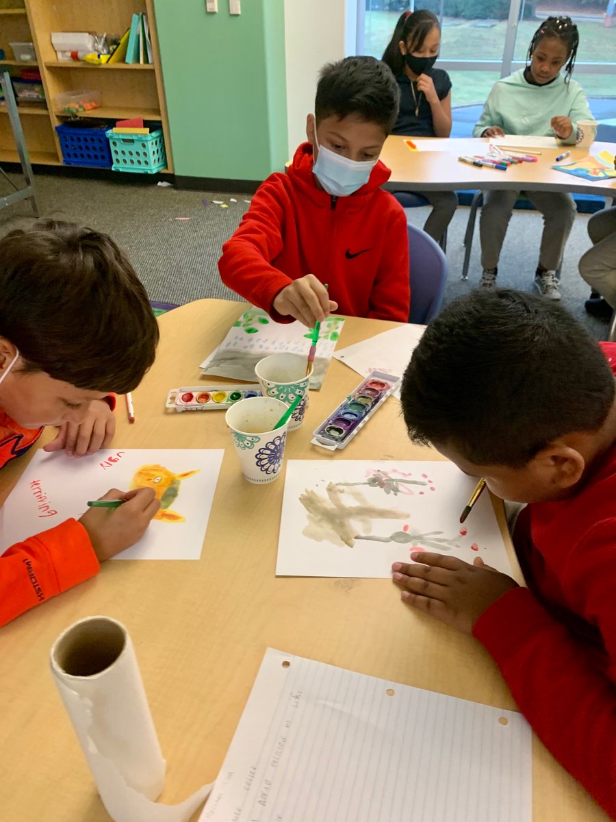 alison_tripp's tweet photo. Today we created art that told our stories just like the artists in the Harlem Renaissance! #isesstrong #5thgrade #togetherwesoar https://t.co/Z7SPplCBua