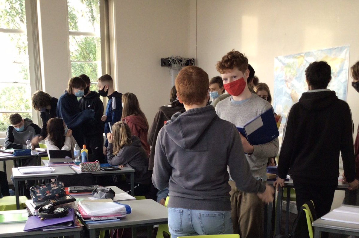 MsCatherineM5's tweet image. TY Humanities have been studying the EU and took part in #ModelEU Representing 10 nations and discussing -The reevaluation of nuclear power for energy use. We had some super solutions and discussions from all our delegates and ambassadors!
🇫🇷🇮🇪🇩🇪🇪🇸🇬🇷🇲🇩🇸🇰🇩🇰🇮🇹🇵🇱🇬🇧  @Sandym0untPark