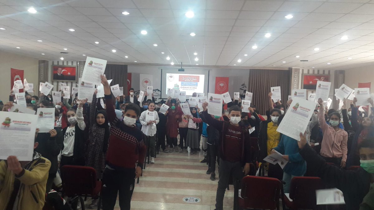 İlçe Tarım ve Orman Müdürlüğünün "Gıdanı Koru Sofrana Sahip Çık" eğitimini aldık 🍇🍒🍓

<a href="/bahattinelik6/">bahattin çelik</a> <a href="/MemTillo/">Tillo_MEM 🇹🇷</a>