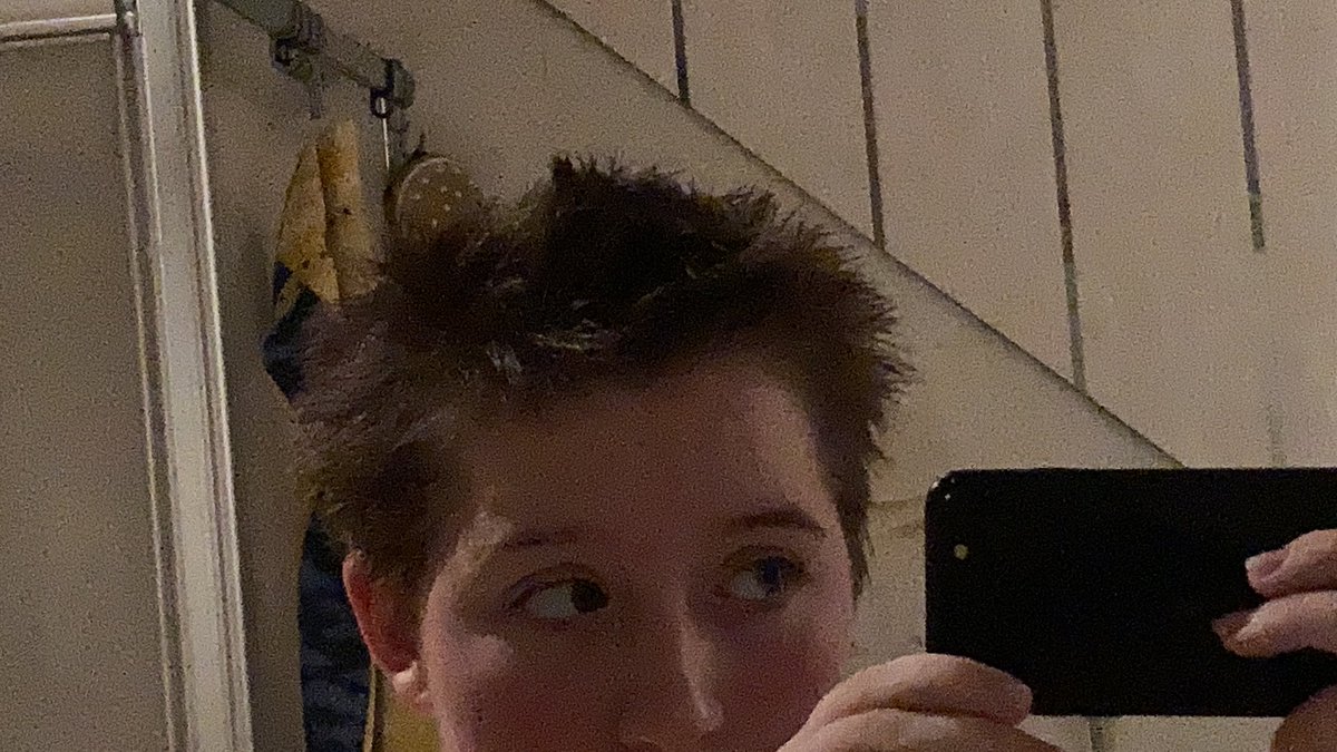 wavvykat1's tweet photo. hat jemand ne friesen idee? https://t.co/qvaRNDuF2S