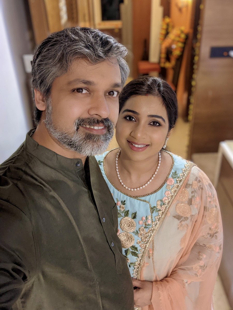 Happy Diwali to you all!! Our first Diwali as parents and Devyaan’s first experience of the Festival of Lights and Mithais.. ♥️ Hope you all had a fabulous one!!