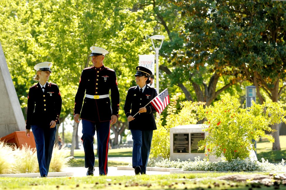 Bank of America is kicking off our “Day of Giving” Campaign with a $500 donation! For every 5 donations after, they will unlock another $1,000 gift, up to $10,000!* #FresnoStateDOG
dayofgiving.fresnostate.edu/giving.../4371…