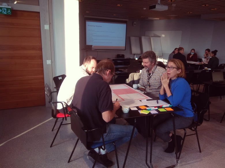 Corinna Casi tweet media