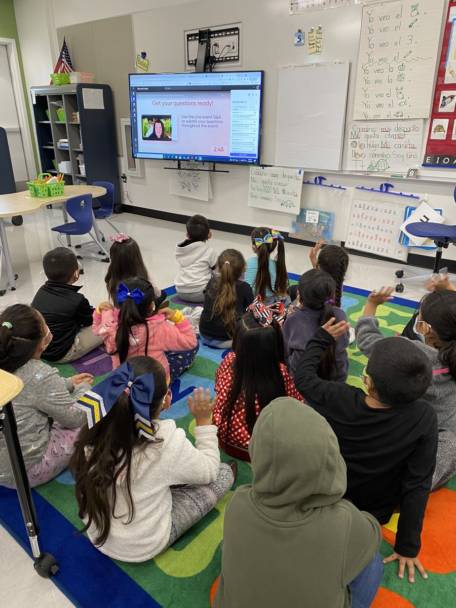 kinderCUE's tweet photo. Hooray for @Flipgrid and @TheAmandaGorman were super excited to be here #dli #oxnardk8 https://t.co/GsjjYDl1ql