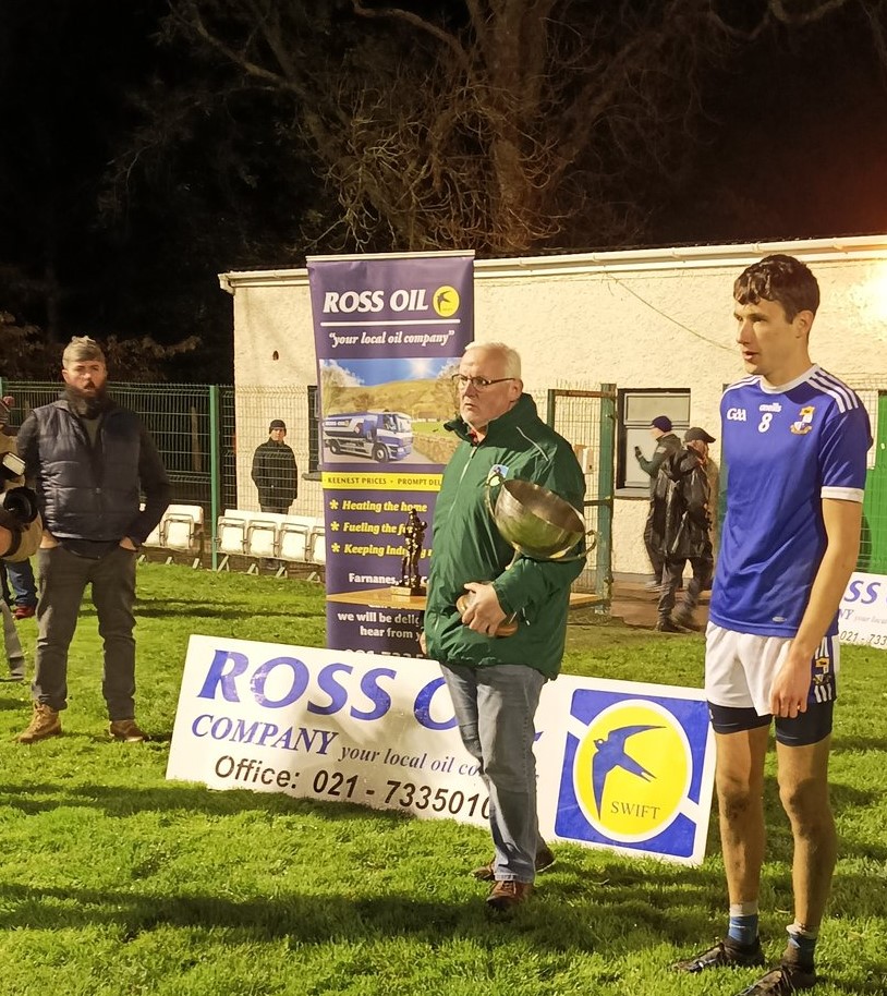 MuskerryGAA's tweet photo. Belated pics of Ross Oil Sponsor Tim Holland and Tony Finnegan at presentation to Matthew McCarthy Aghinagh
@AghinaghGAA https://t.co/sLgFnvzAkF