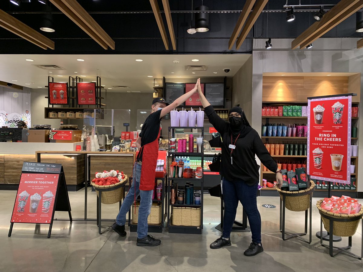 Dania &amp; Team rocked today’s launch!🎄 <a href="/SyedR1zvi/">Syed Rizvi</a> <a href="/JasonPa35615015/">Jason Payne</a> #d311HouTx