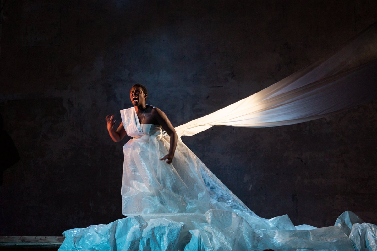 WiltonMusicHall's tweet photo. Beautiful new shots from  Douglass /Medea / Duende, a triple bill of stories from the award-winning @_The_Faction

MEDEA by @JuniperBespoke starring @AMNabirye
📸Christa Holka https://t.co/zFVjVXa0JS