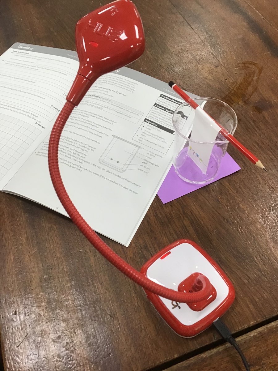 CryptScience's tweet photo. #CryptYr9 have done their first GCSE required practical today in #CryptChemistry. Students who were at home followed along online with the help of their peers #CryptInnovation and #CryptSupport. https://t.co/KaayRsC8Vg