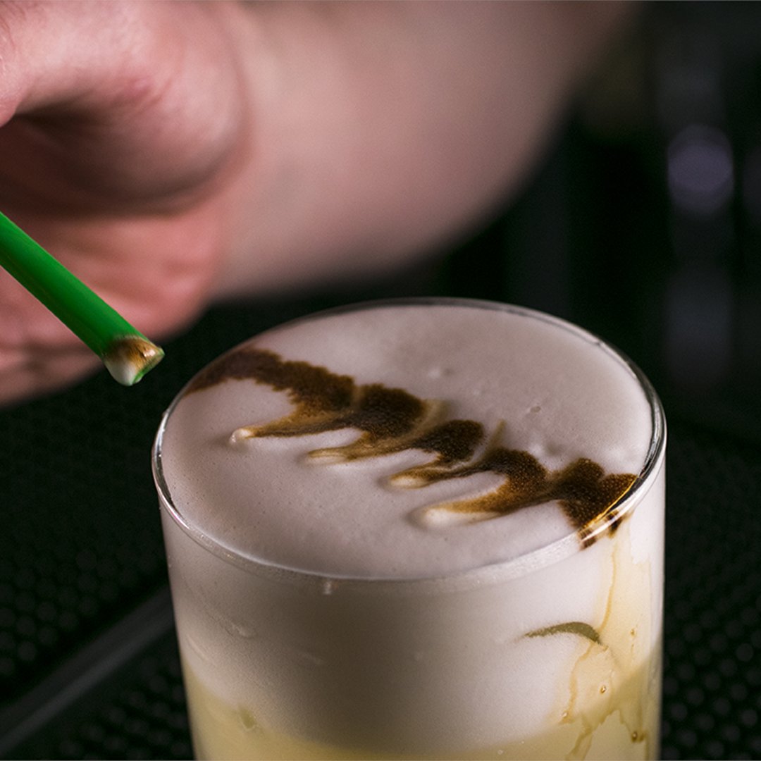 Don't mind us... just creating some art here! 🧑‍🎨  Make sure to book your tables nice and early to enjoy some tasty (and picturesque🤌) cocktails! Head over to our website to book 👉camdenexchangedublin.com
