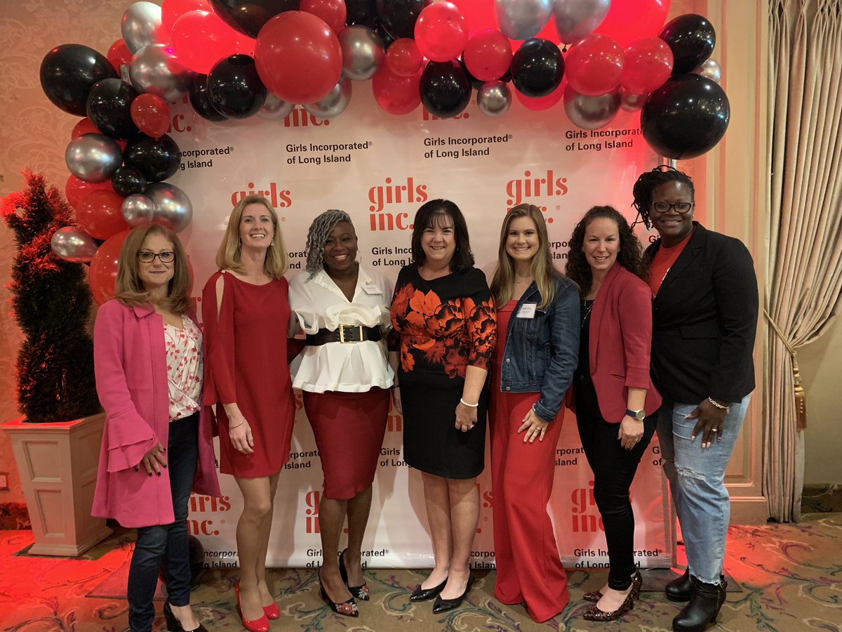 wendyladd1com's tweet photo. Celebrating @GirlsIncLI Sweet 16 Gala @nationalgridus is a proud to be Strong Smart &amp; Bold Corporate Partner. #StrongSmartBold https://t.co/4mJg9AAQUt