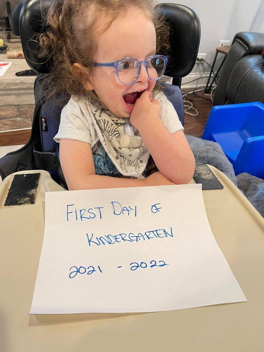 Simons_Law's tweet photo. Trisomy 18 children are compatible with Kindergarten! Go Alastair go! Keep on learning and loving life❤️
#SimonsLaw
(Shared on #SimonsLaw FB page on 9/15) https://t.co/A1SXFDpc4M