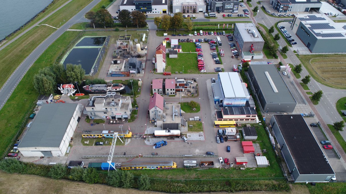 We zijn op zoek naar een Beheerder en Veiligheidsfunctionaris. Heb jij affiniteit met (elektro) technische installaties en gevoel voor veilig en realistisch oefenen? Dan zijn wij op zoek naar jou! Bekijk de vacature op zhzveilig.nl/vacatures/behe… en solliciteer direct.