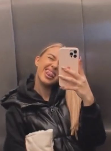 josjednasusica's tweet image. ovom detetu je potrebna pomoc #emaradujko #caosvima