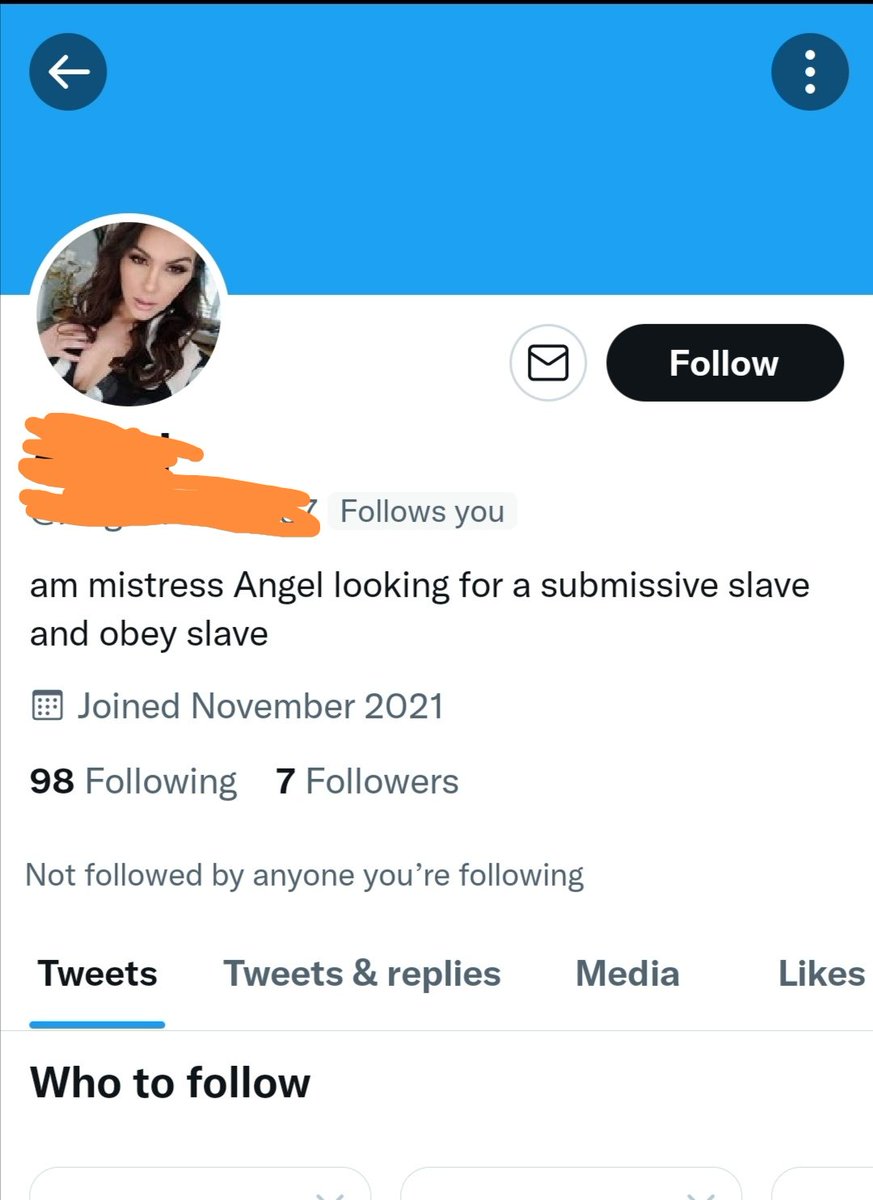 BuntingMat's tweet photo. Thanks for the follow, but you are barking up the wrong tree on so many levels!!! 😂😂😂 https://t.co/mCiqNB4bNe