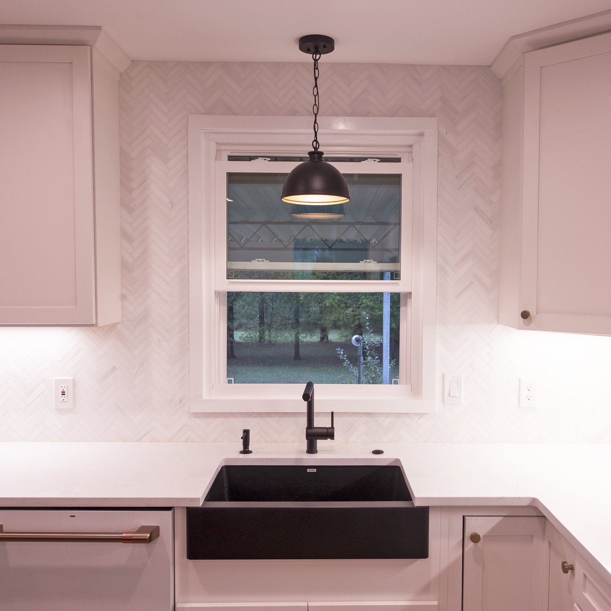 ChaseMillerTime's tweet photo. #ad Safe to say the whole family is enjoying our new @blancoamerica VINTERA sink &amp; LINUS faucet. Luckily we were able to find a durable sink that married vintage with modern simplicity. Check em' out, you won't be disappointed.
 
#blancoamerica #blancounit https://t.co/6Se0VPR1rA