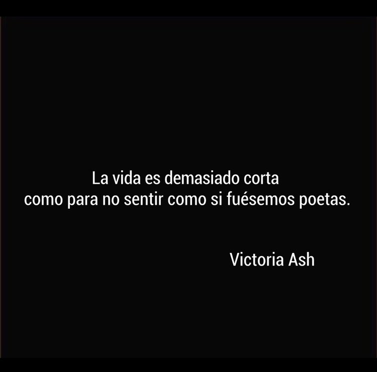 VictoriaAsh__'s tweet photo. Y encima nosotros no somos de “a medias”, ¿verdad? 😉

#victoriaash #accionpoetica #instapoesia https://t.co/WtzrPYhT1Q