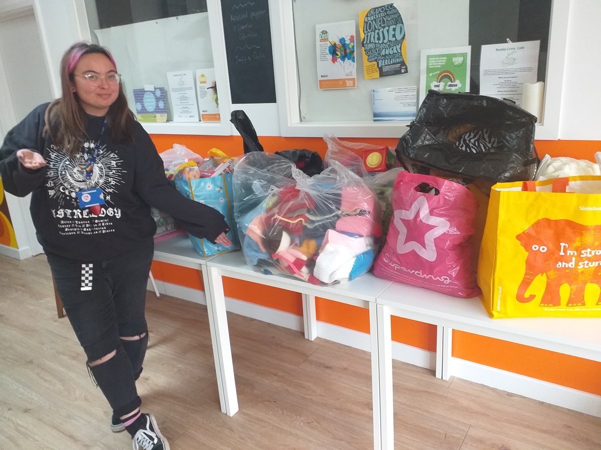 mindinbexley's tweet photo. Thank you SO much to our lovely friends at @bexleywa for donating lots of toys, books & other items to our pantry! We can not wait to create lovely gift packages for our clients this Christmas...we know this will mean so much to them! #pantry #community #kindless https://t.co/Ug28YBnmH9