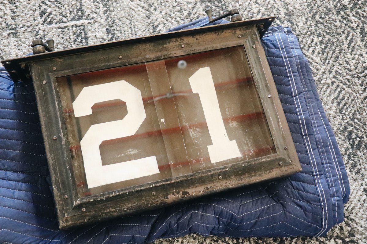 We're used to seeing digital bus signs when we take public transit, but back in the day this sign indicated the stop # for Wpg streetcar riders.

#FunFact: The museum preservation team spent weeks gently cleaning the fabric in the sign to restore the old numbers #AskAConservator