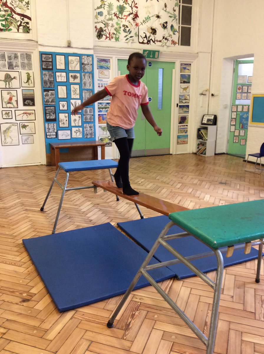 bronze_columbia's tweet photo. We really enjoyed PE today! We tried to jump up high and balance🤸🏽‍♂️ https://t.co/62lJaWHWqz