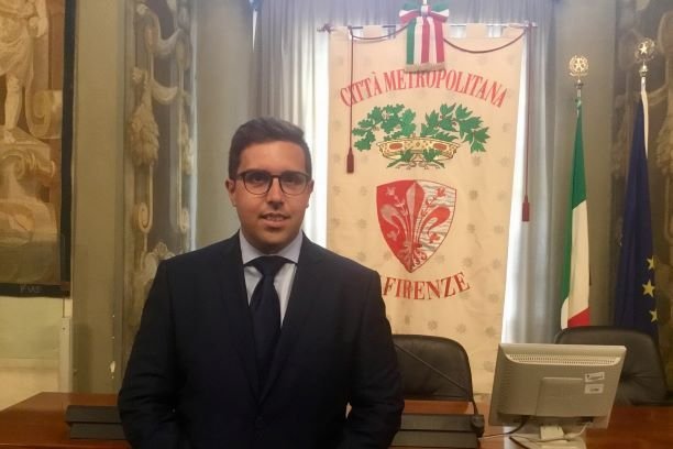 FI_Toscana's tweet photo. Sesto Fiorentino, il consigliere metropolitano di Firenze di @forza_italia @PGandolaFi, insieme a Samuele Gallorini: "classi allagate al Calamandrei, pronta l'interrogazione in Metrocittà"
#allagate #Calamandrei #classi #forzaitalia #PaoloGandola
https://t.co/Y6QPT2Gndy https://t.co/872xgRdtq7