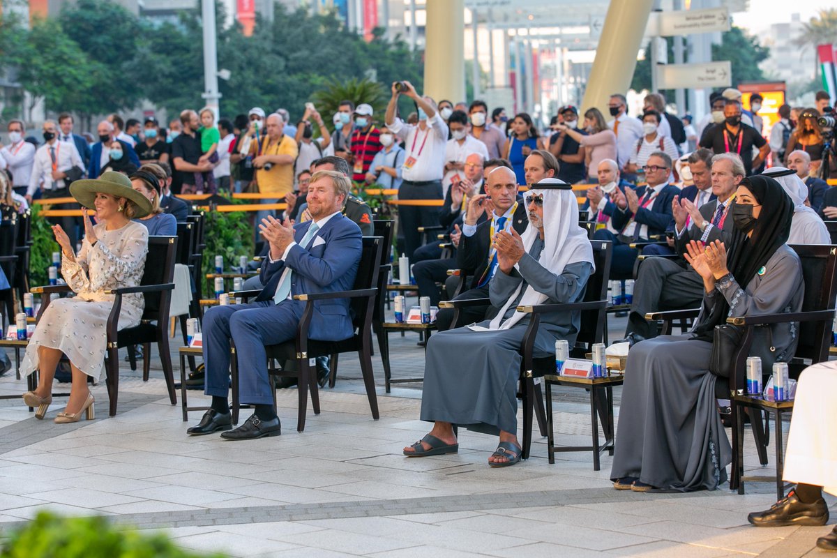 DXBMediaOffice's tweet photo. King Willem-Alexander &amp; Queen Màxima of the Netherlands during the Netherlands National Day Ceremony at Al Wasl Plaza, @expo2020dubai. https://t.co/qqJKBK7wYn