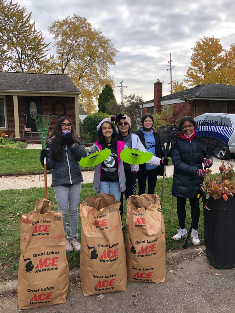 Jennifer Slade tweet media