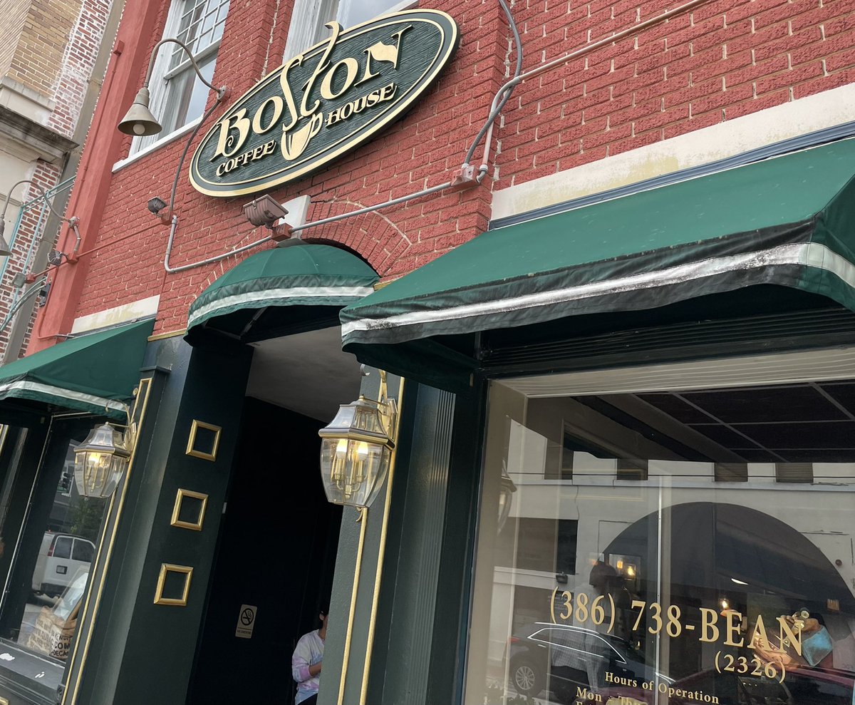 AppellateGuru's tweet photo. Passing through DeLand on my way to St. Augustine for the weekend and stopped at my favorite coffee shop! Soooo many good memories from my time @StetsonU at this coffee shop. https://t.co/RFGVWZlQvR
