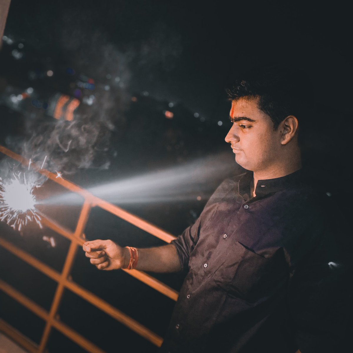 officialDKumar's tweet photo. #HappyDeepavali https://t.co/doiqSdckOS