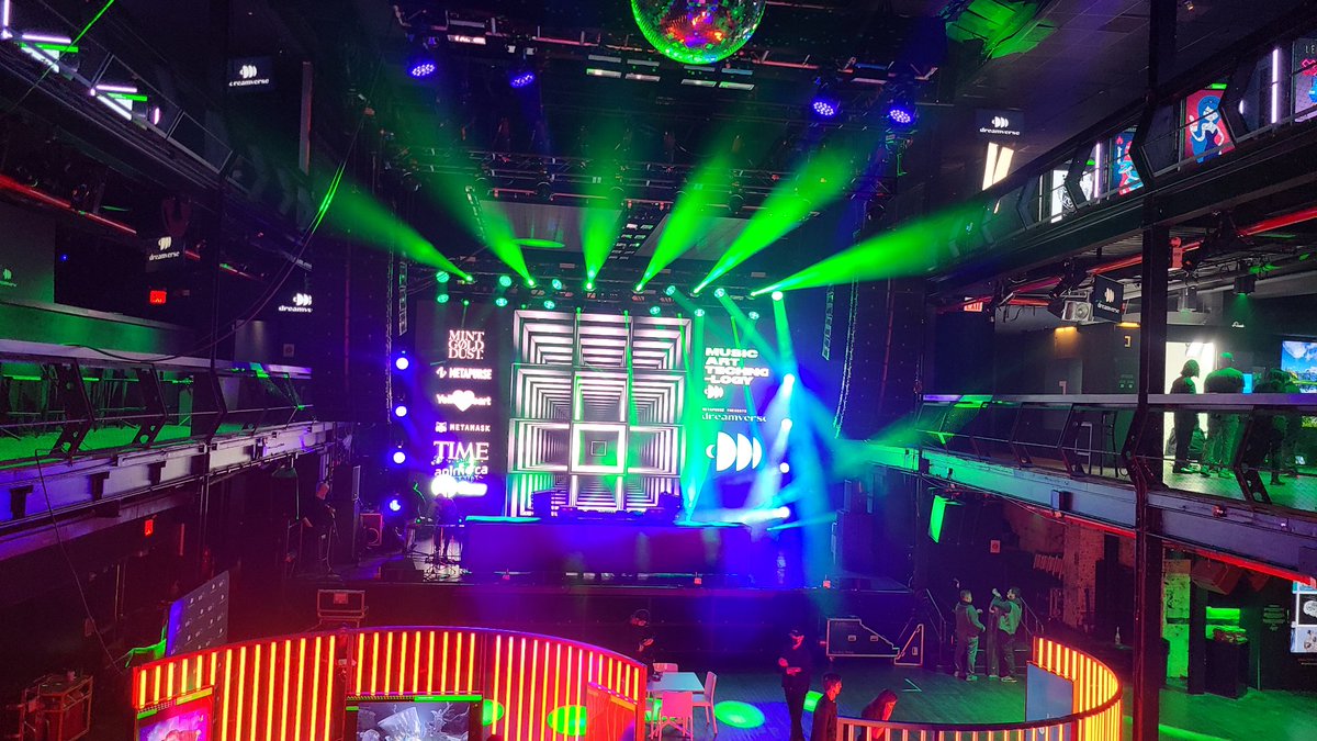 NotGoodin's tweet photo. Welcome to the https://t.co/vK6hYTYO23 The digital revolution is now. @ Terminal 5 #NFTNYC https://t.co/rd40hPlSOQ