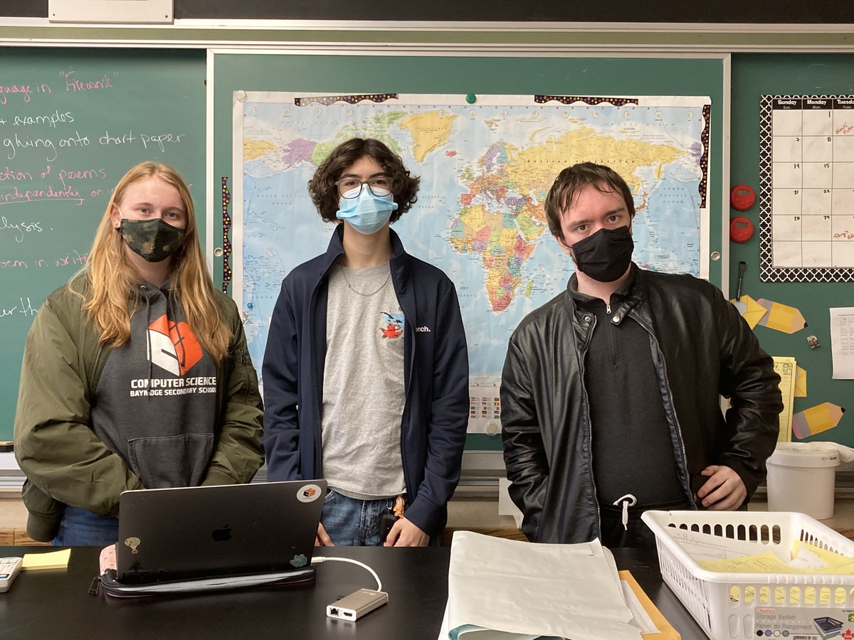 Ms_EMcCann's tweet image. Super big thanks to @mrjswaine and his amazing students from @BayridgeSS_LDSB who helped us work through the practice round of the #BeaverComputingChallenge with @UWaterloo 🙏 We had a blast and can&apos;t wait to put our #Coding skills to the test on Monday 💻 #TeamWork @Bridgen_LDSB